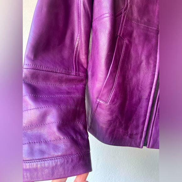 La Marque Fitted Leather Jacket small purple leather beautiful NWT - Picture 4 of 7